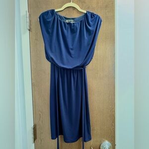 Classic Navy Elastic Waist Blouson Dress - Valerie Bertinelli - Size 4